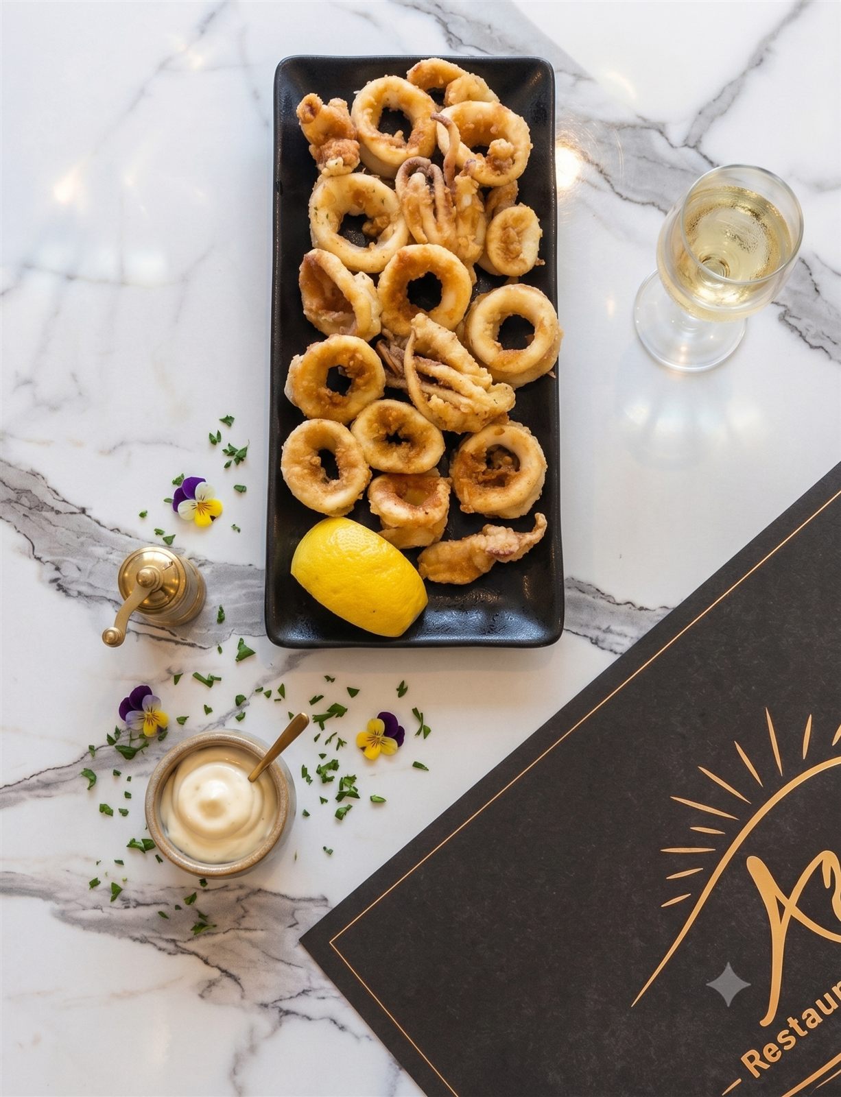 Καλαμάρι τηγανιτό / Fried squid